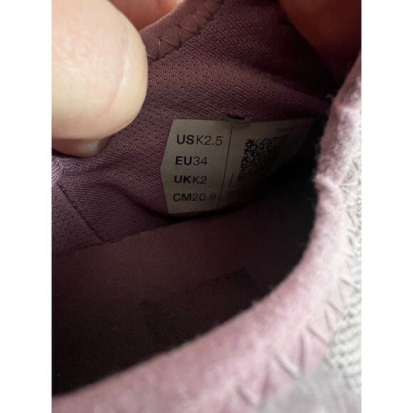 On Cloud Cloud Leap Big kids running shoes size K2.5, used condition - Picture 13 of 13